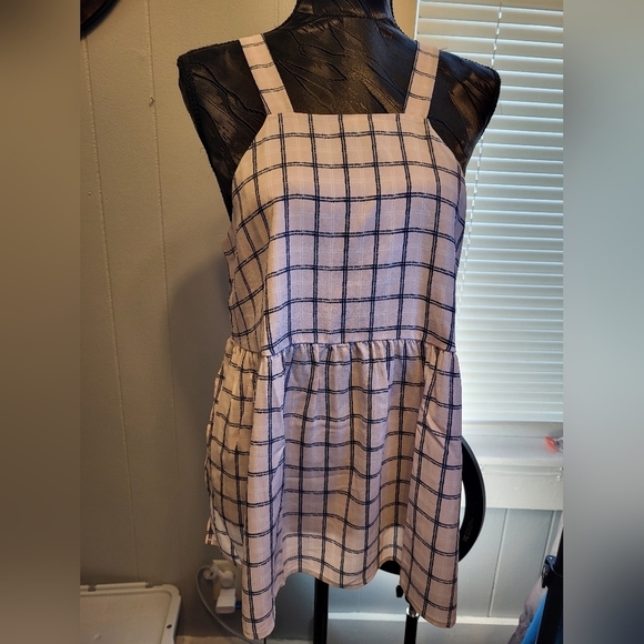 NWT Lumiere Med Urban Outfitters plaid pink and blue - Picture 1 of 7